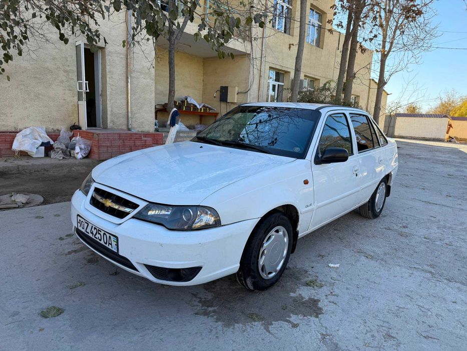 Нексия 2 1.6 Донс люкс кондиционер