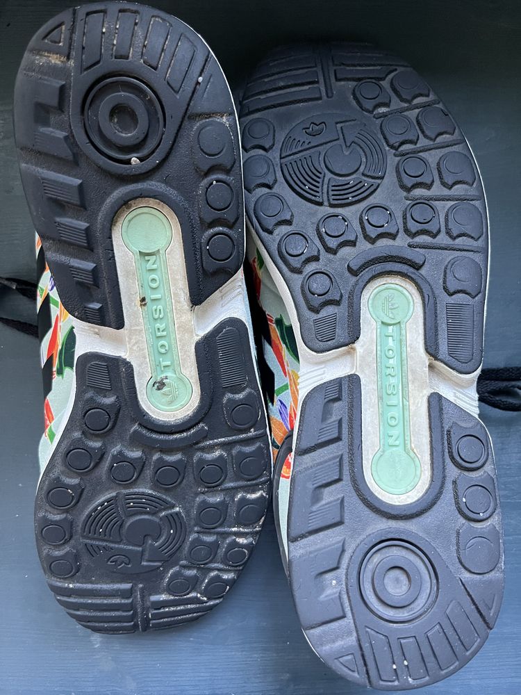 ADIDAS - incaltaminte sportiva model FLUX ZX floral