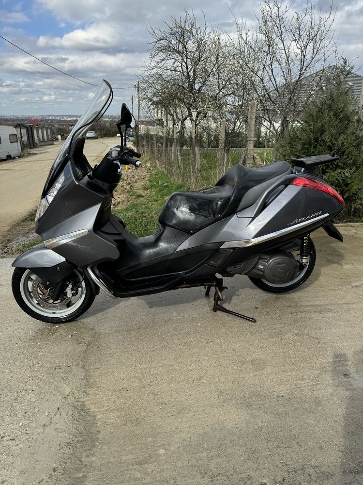 Vand scuter aprilia atlantic 500 cm