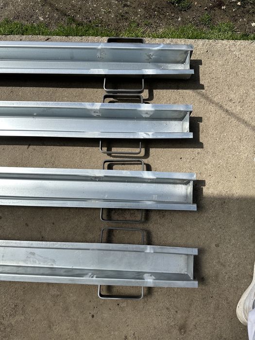 Matrite/forme metalice stâlpi de beton/spalieri vie/ cofraje