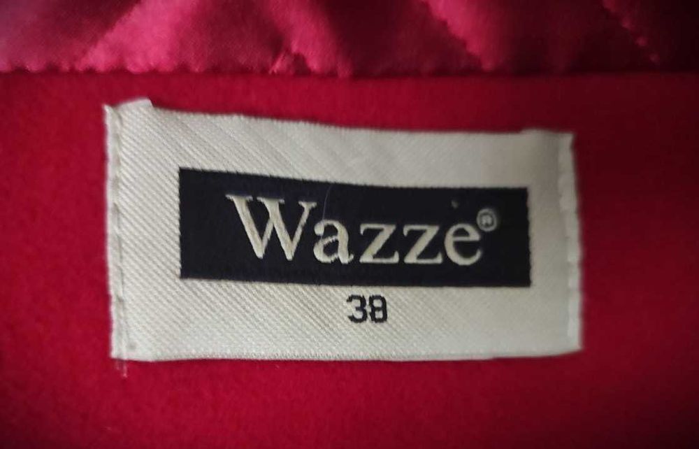 Пальто -качество- Турция! 38 размер.