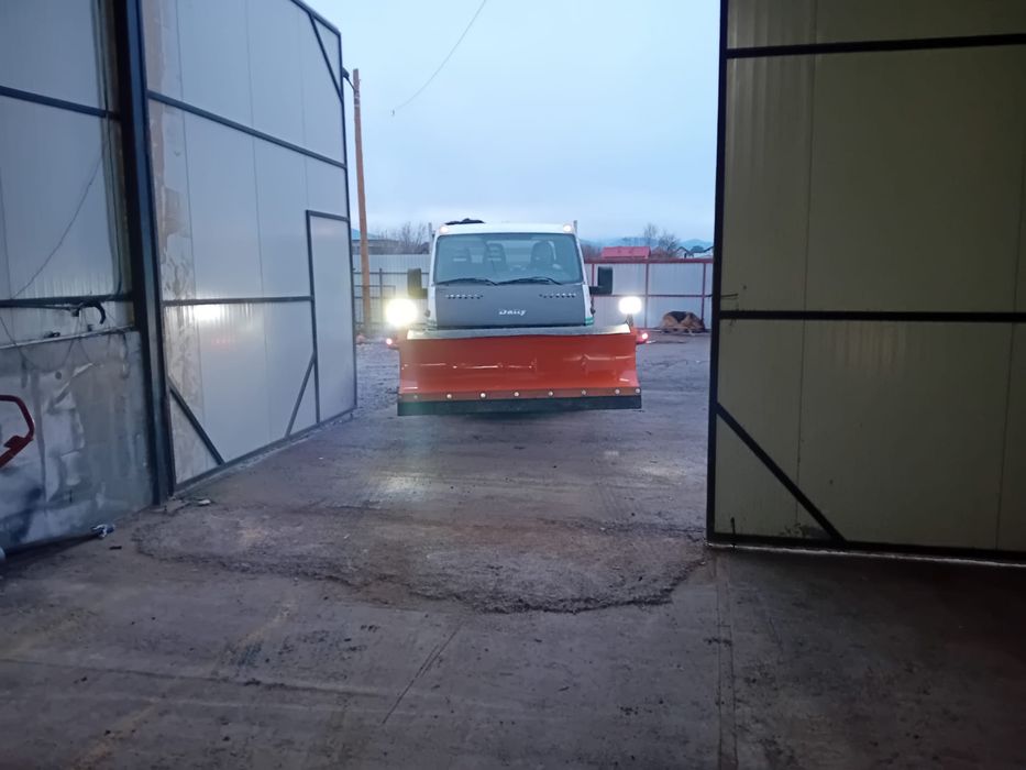 Vand sărăriță si lamă de zapada