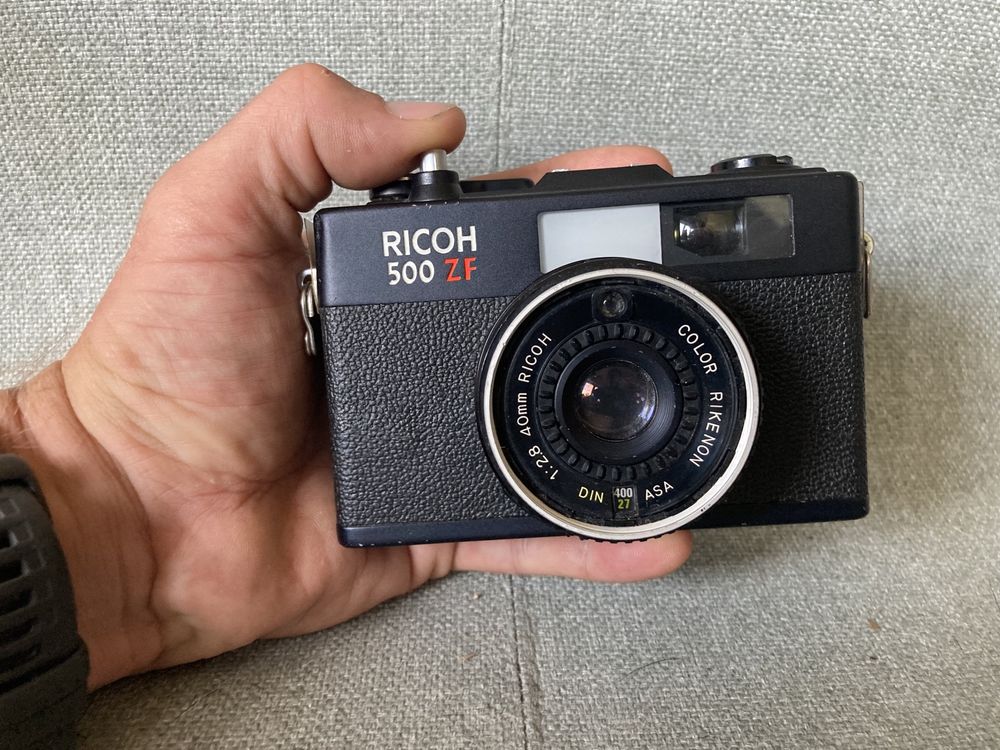 Ricoh 500 ZF aparat foto film 35 mm