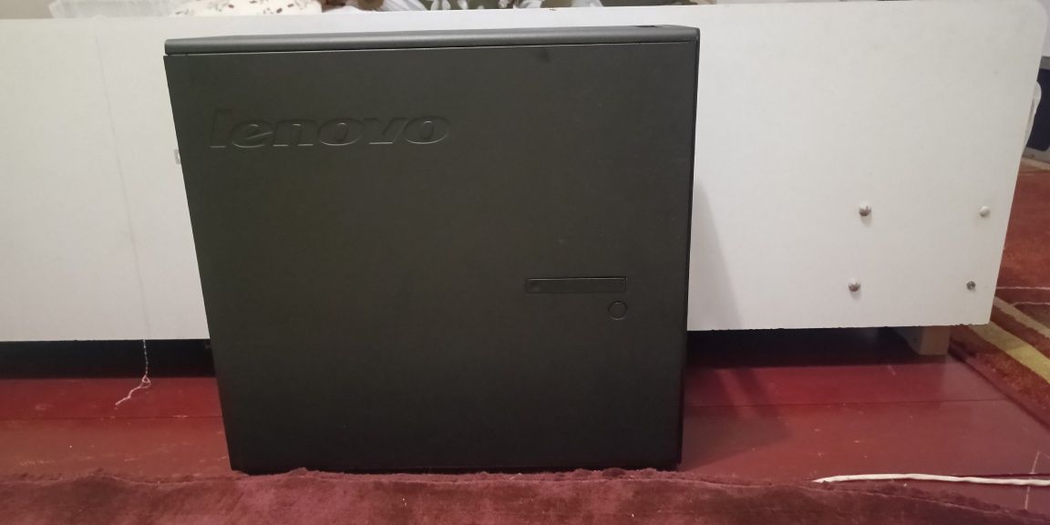 Calculator gaming Lenovo ThinkStation