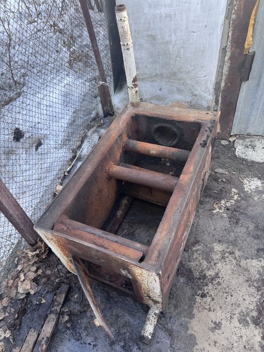 Продам печь дома с водными трубами