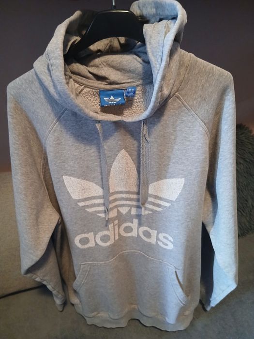 Vând hanorac bluza adidas