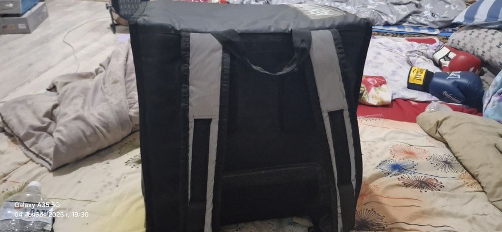 Продаю термо сумка прошу 11500