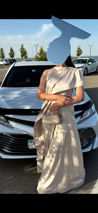 Продается вечернее платье