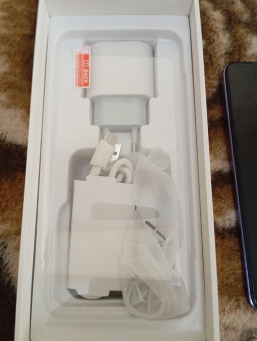 Продам смартфон Redmi 14C