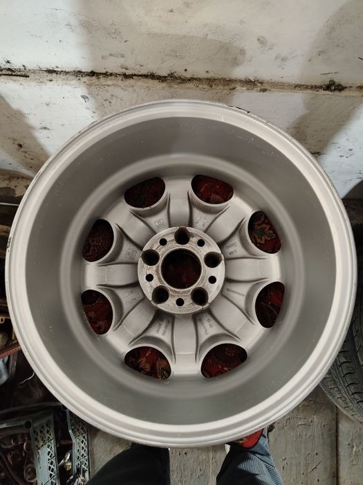R16 diska balon sotiladi mersedes benz W124 W202 E190 W210 larga