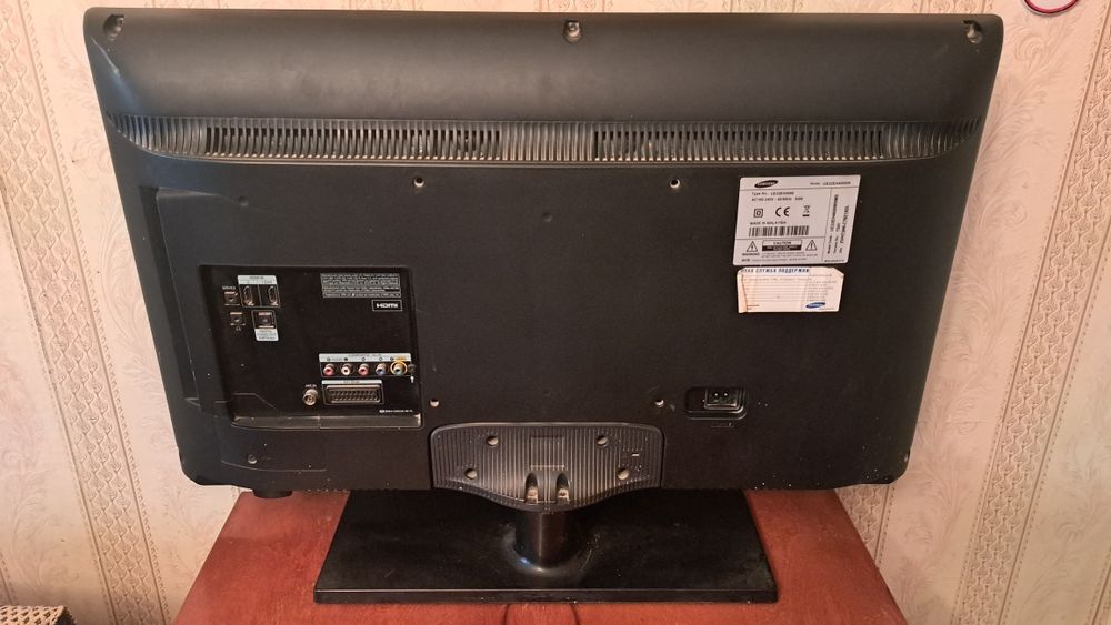 Телевизор Samsung 32'