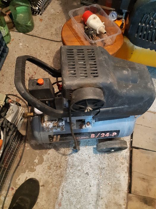 Compresor aer profesional Euro 8/24