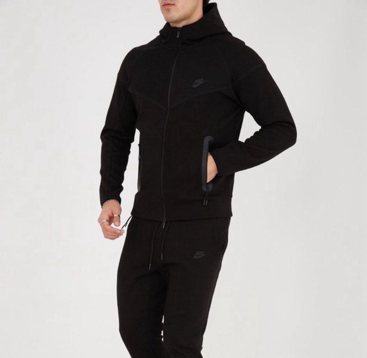 Trening NIKE TECH Fleece NOU 2025 | Compleu PRMIUM TRANSPORT Inclus