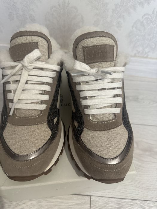 Зимние кроссовки