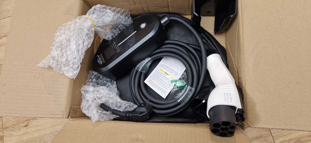 Зарядная станция кабель устройство для электромобилей, гибридов 3,5кВт