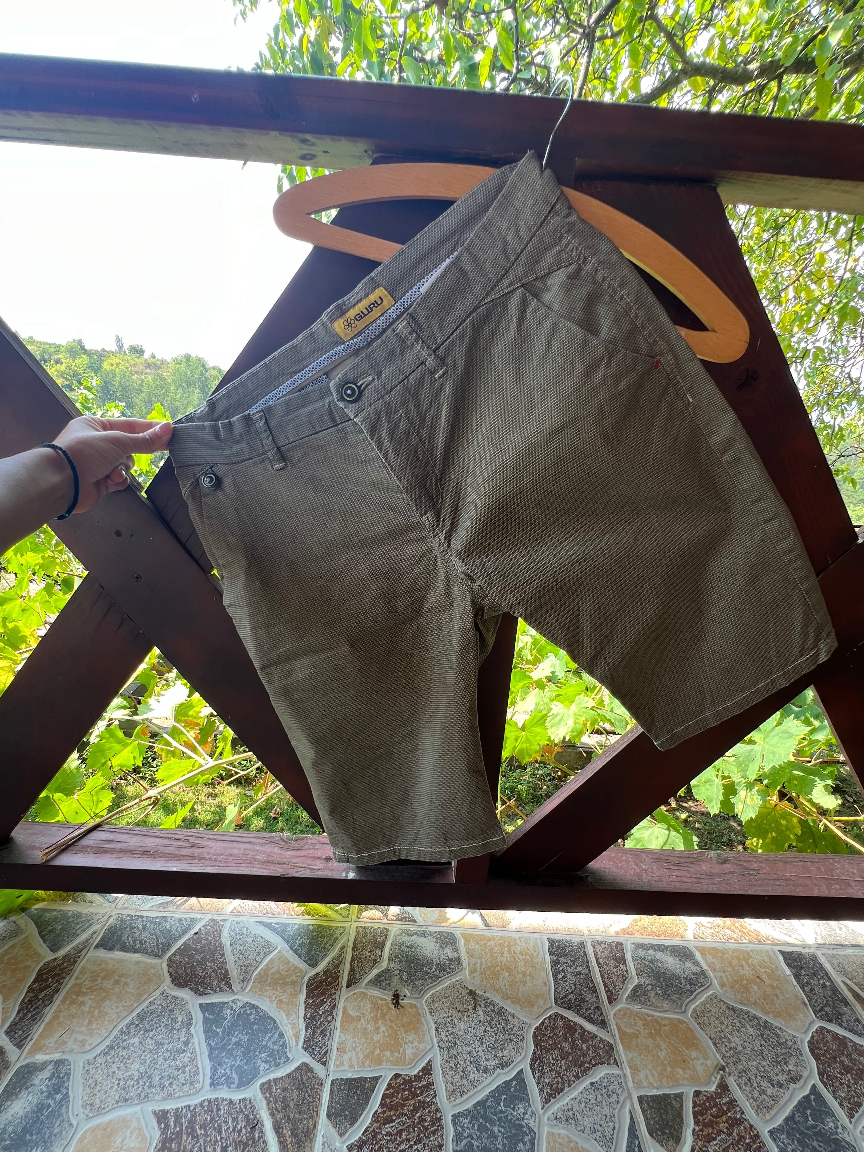 Къси панталонки size- 48