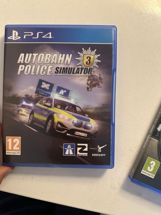 Vand doua jocuri de ps4/5