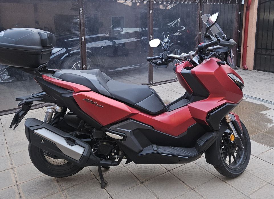 Honda ADV 350,   1640 Km