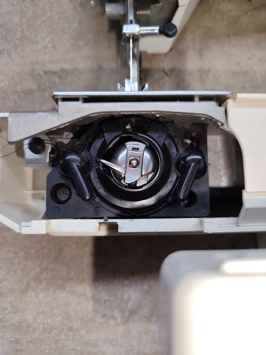 mașină de cusut electrica TOYOTA
