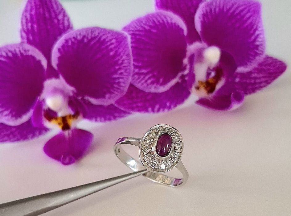 Inel din aur de 14K cu rubin si diamante naturale