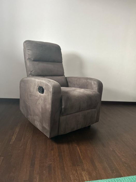 Canapea cu Recliner