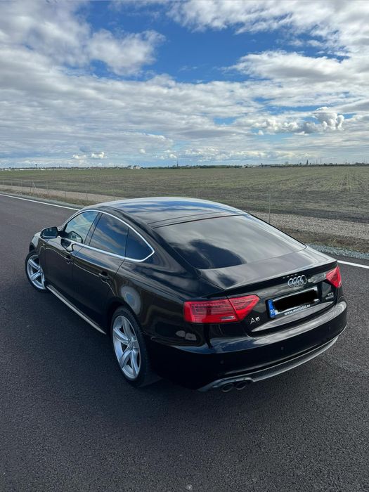 Vând Audi A5 2016 2.0Tdi Quattro 3xS Line Euro 6 Proprietar