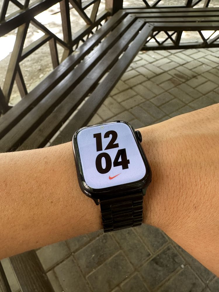 Apple Watch 8 45mm