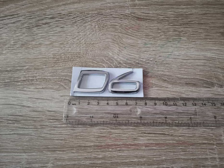 сребристи емблеми Волво Volvo D6