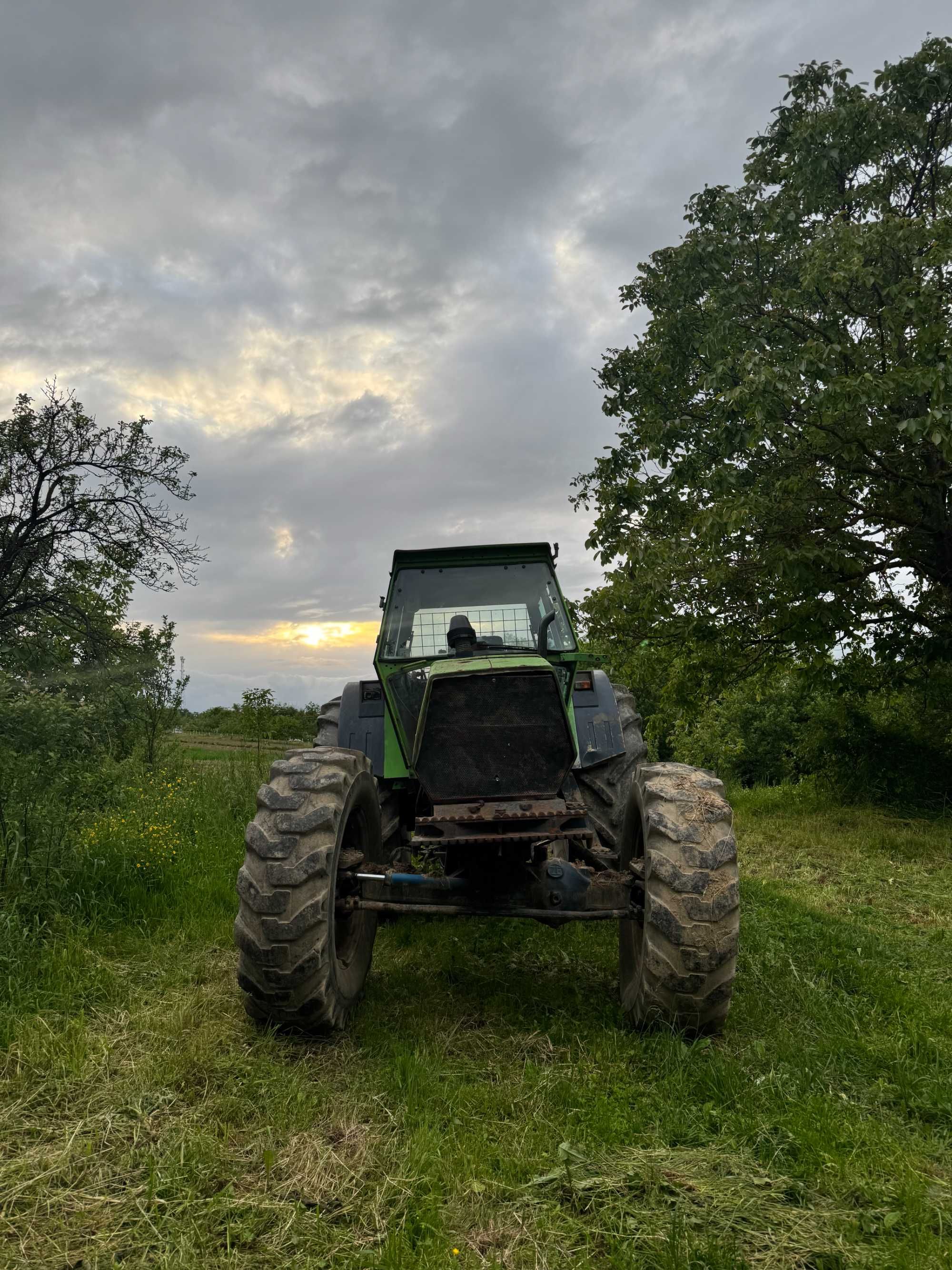 Vând tractor Deutz DX 140