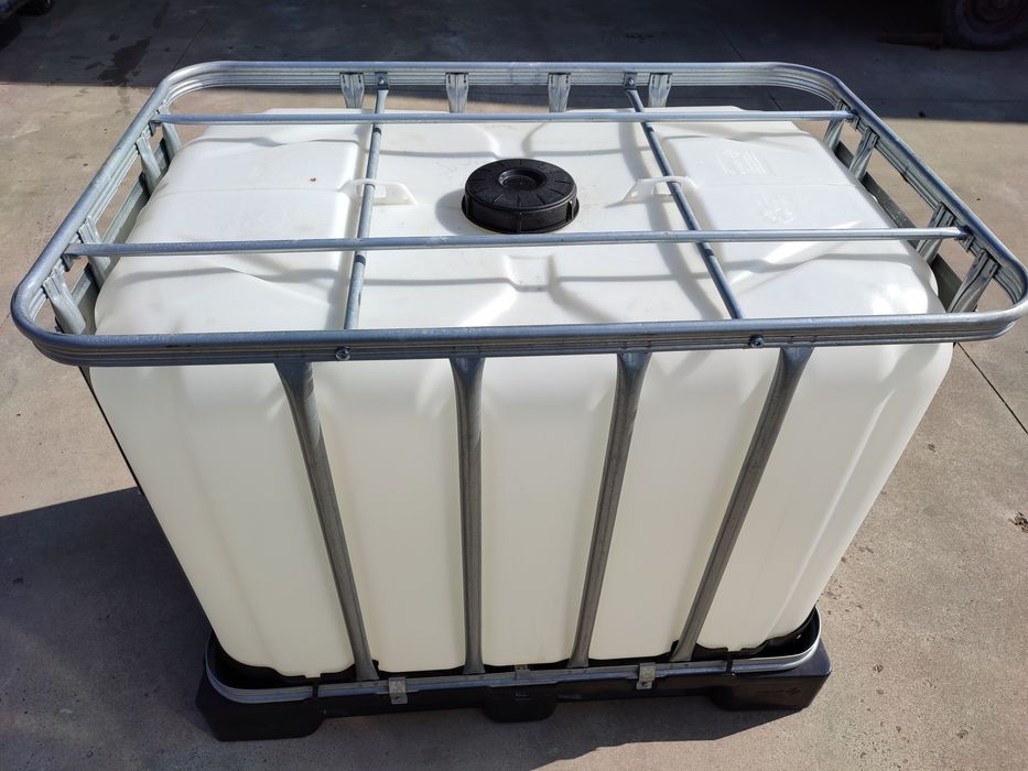 Butoi, bazin, IBC 650 litri, 600 litri, palet plastic, lemn, ca NOU!