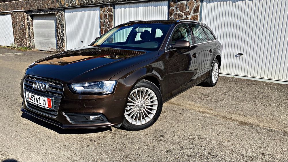 Vand Audi A4 2013 2.0tdi bixenon navigatie inc scaune carlig pdc
