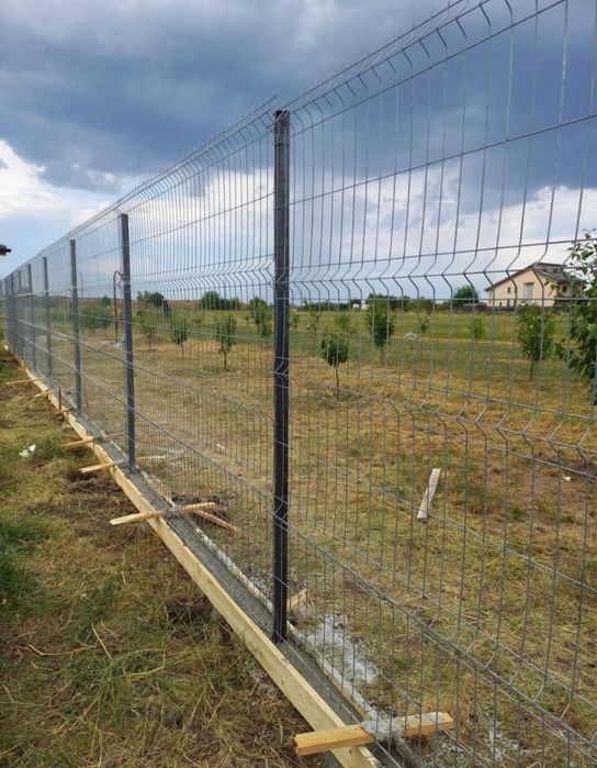Vând garduri din plasa burdurata