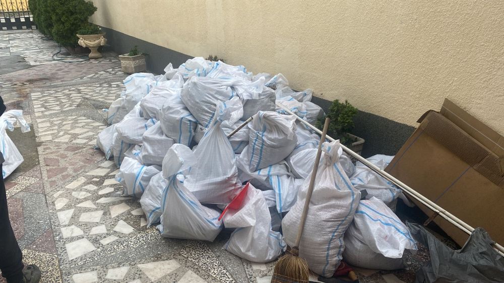 Debarasez ridic moloz SI deseuri