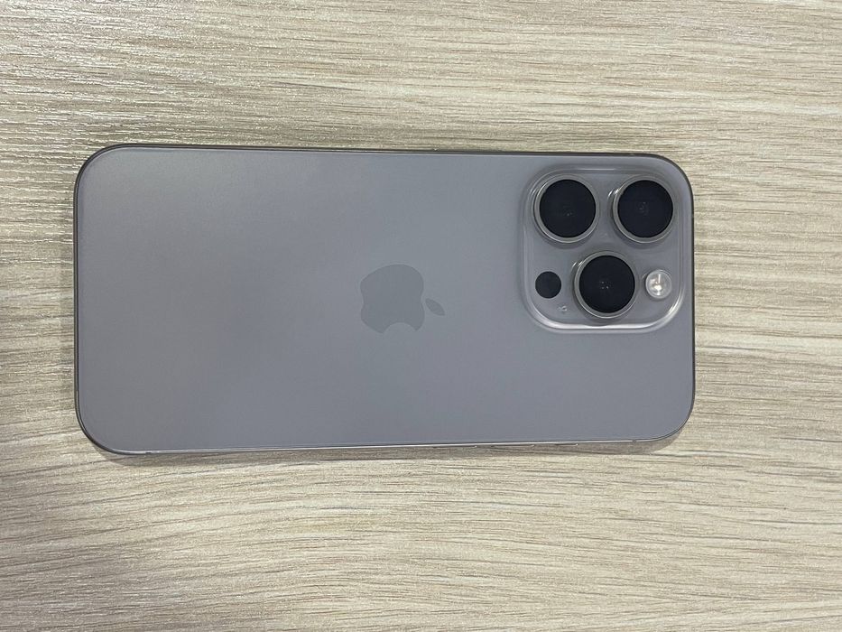 Iphone 15 pro 128 GB