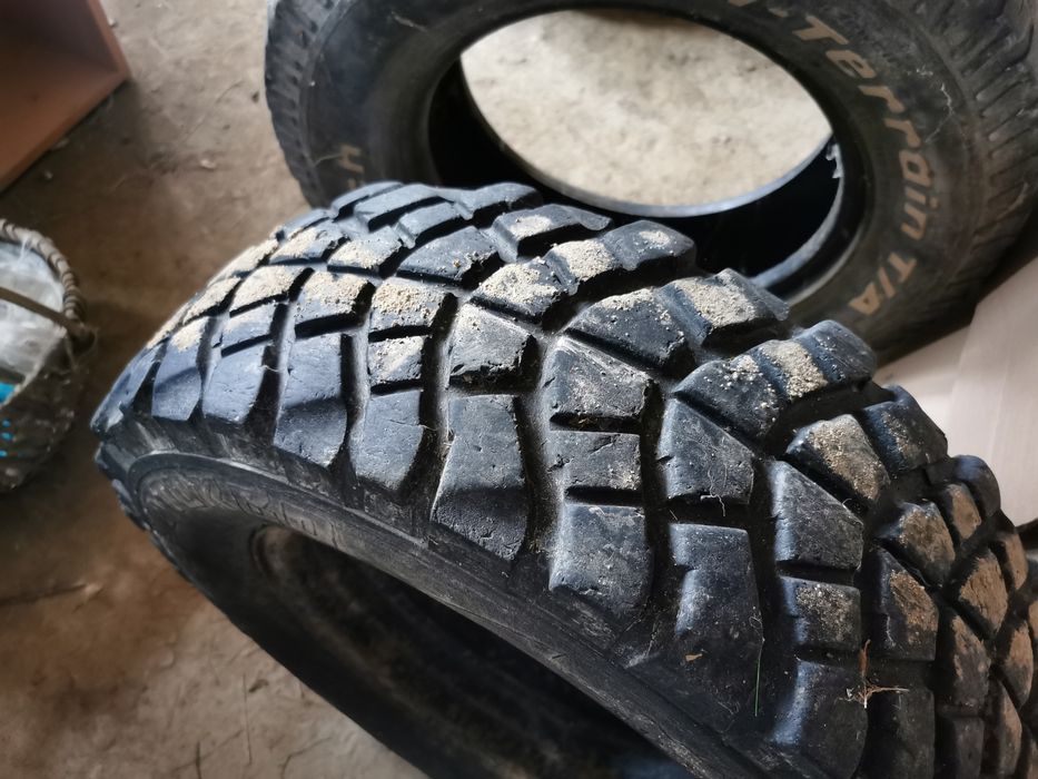 Suzuki Rezerva offroad 15" si BF Goodrich 16"