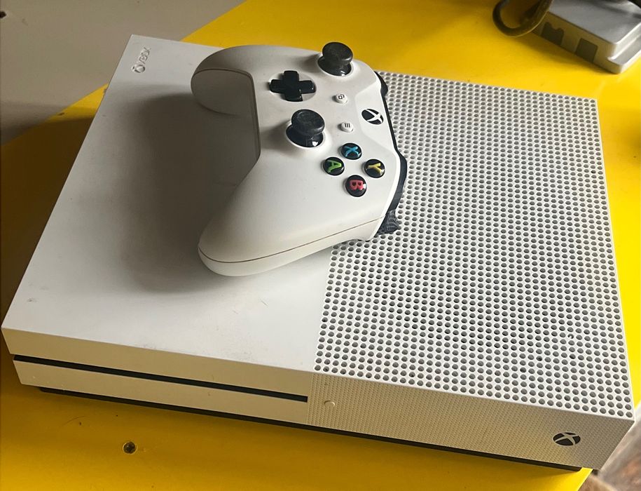 Xbox One S Condiție Perfecta