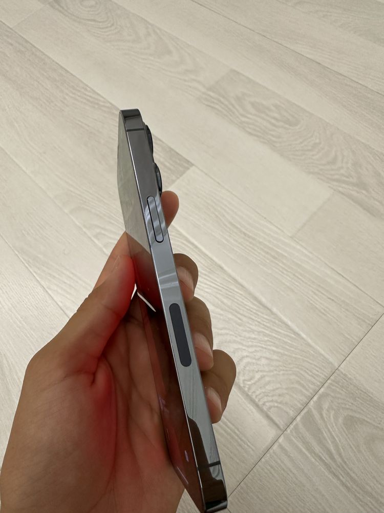iPhone 13 pro.