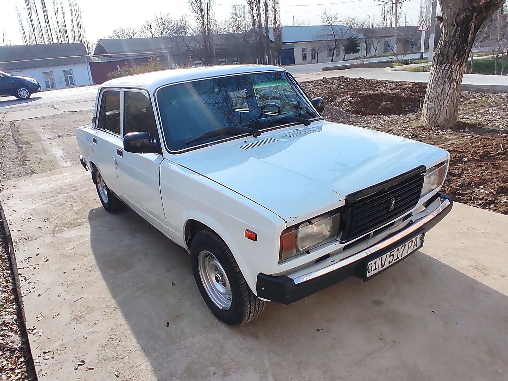 Vaz 2107 yili 2011 injektr