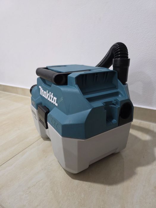 Aspirator makita DVC 750L 18V