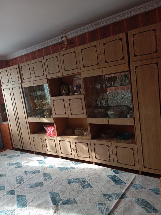 Продам стенку в хорошем состоянии