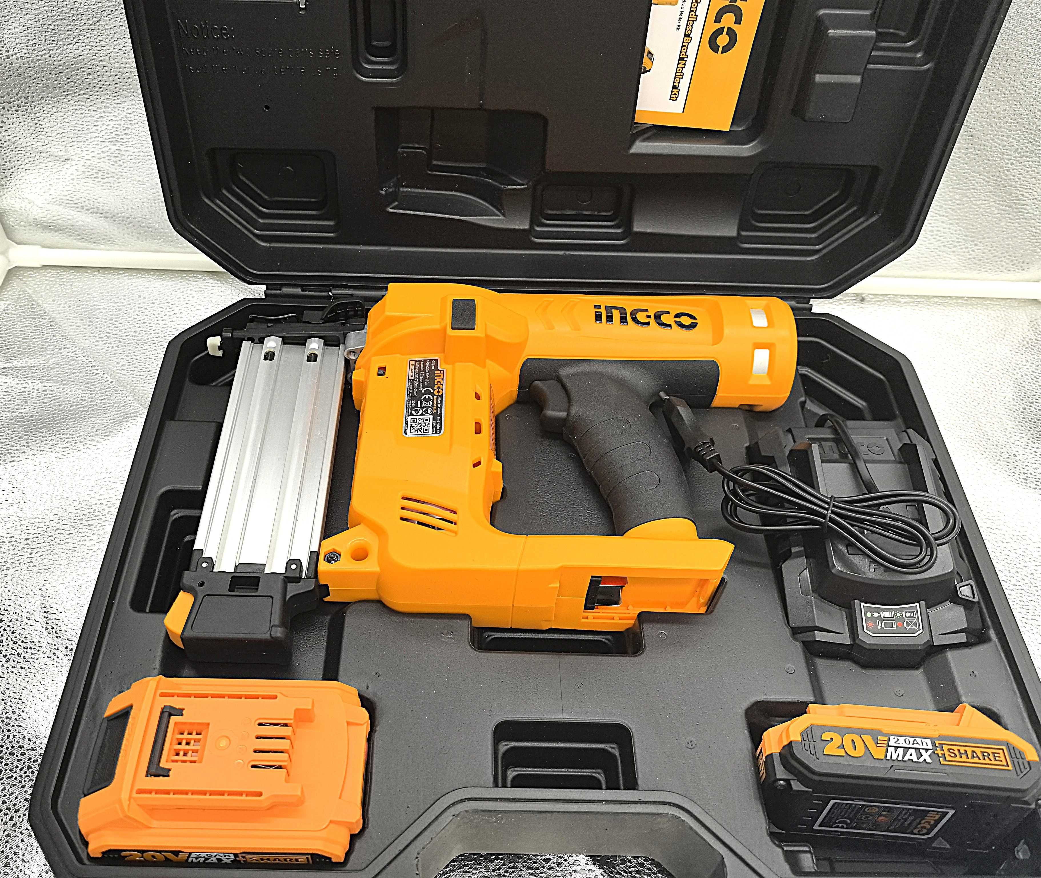 Pistol batut cuie 20V + 2 acumulatori si incarcator!