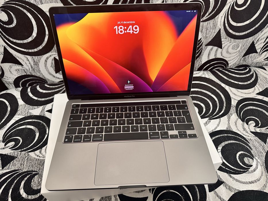 MacBook Pro M2 13.3 TouchBar