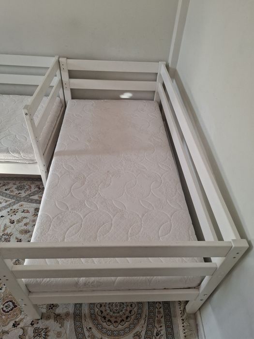 Детские кровати 2 шт