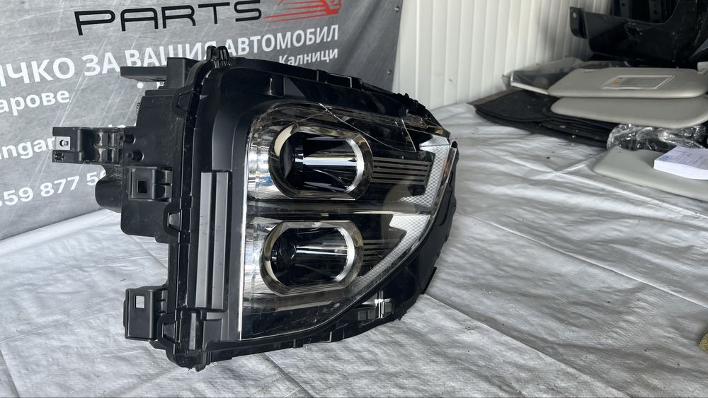 Десен и ляв фар Mitsubishi Eclipse Cross