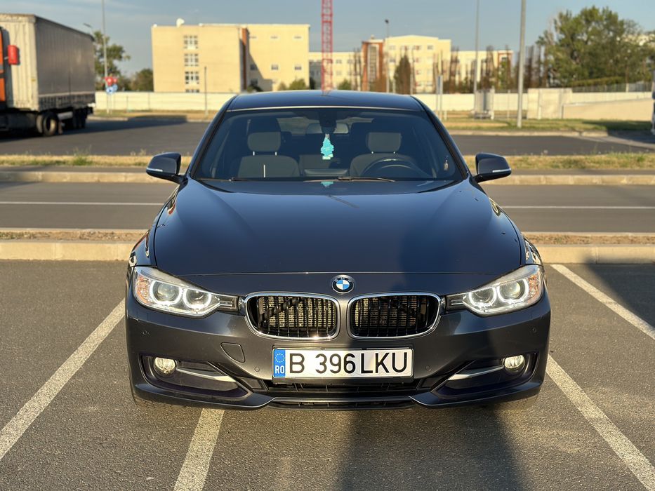 BMW F30 2.0 184 CP / Euro 5 / 8HP / Padele / Navi mare / Bi-xenon