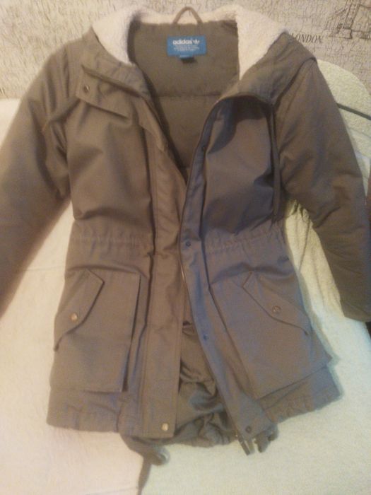 Куртка осенняя , зима