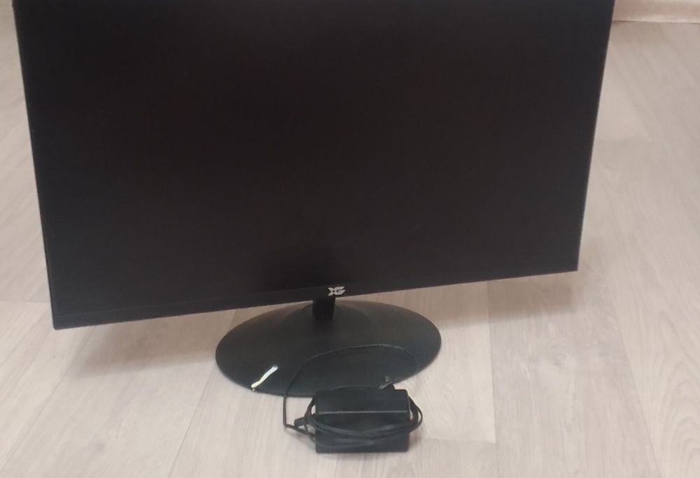 Монитор не рабочий - на запчасти