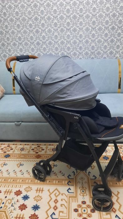 Срочно продам коляску