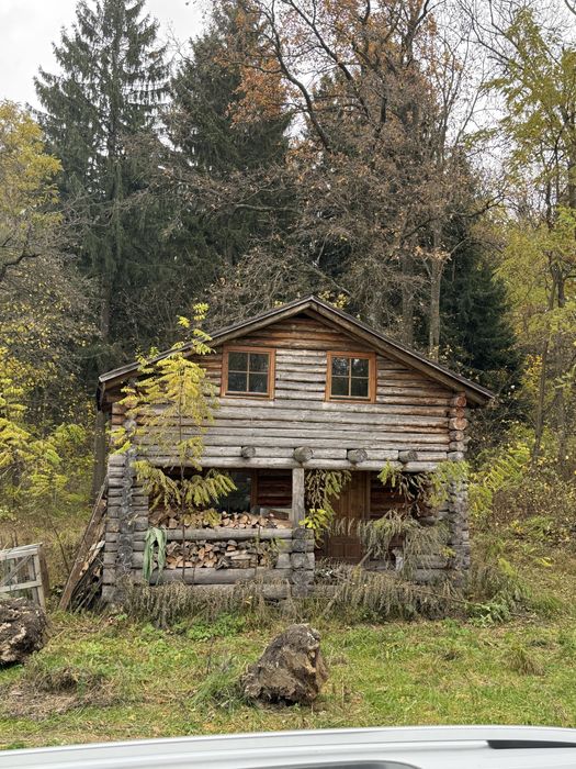 Vand cabana din lemn rotund