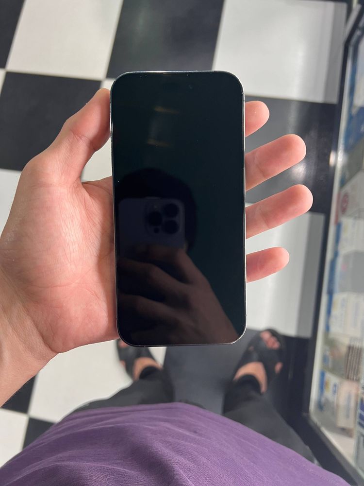 iPhone 14 pro E-SIM